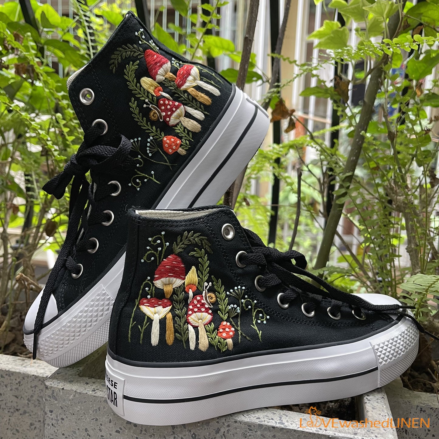 Custom Coverse Chuck Taylor/ Wedding Flowers Embroidered Converse/ Bridal Flowers Embroidered Sneakers Wedding Flowers Embroidered Sneakers/