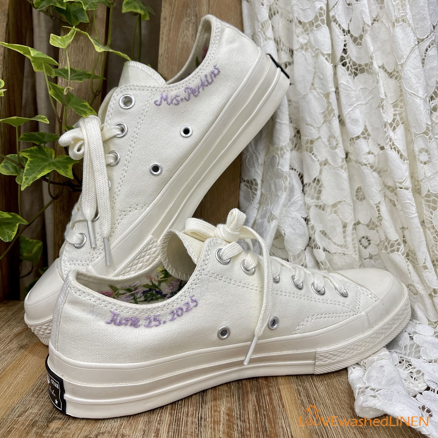 3 D Hand Embroidery Coverse Chuck Taylor/ Wedding Flowers Embroidered Converse/ Bridal Flowers Embroidered Sneakers Wedding Flowers