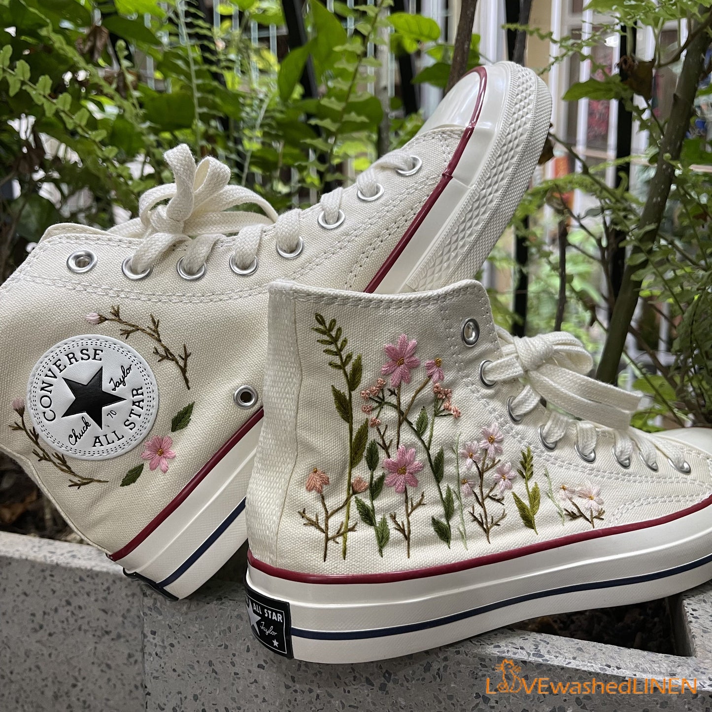 Custom Embroidered Converse High Tops/ Custom Converse Chuck Taylor 1970s Embroidered Daisy Flower/ Wedding sneakers/ Wedding Gift