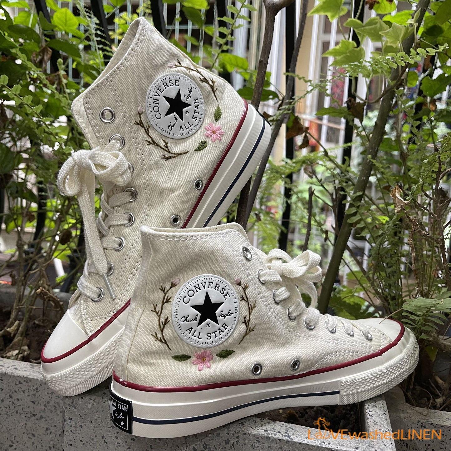 Custom Embroidered Converse High Tops/ Custom Converse Chuck Taylor 1970s Embroidered Daisy Flower/ Wedding sneakers/ Wedding Gift