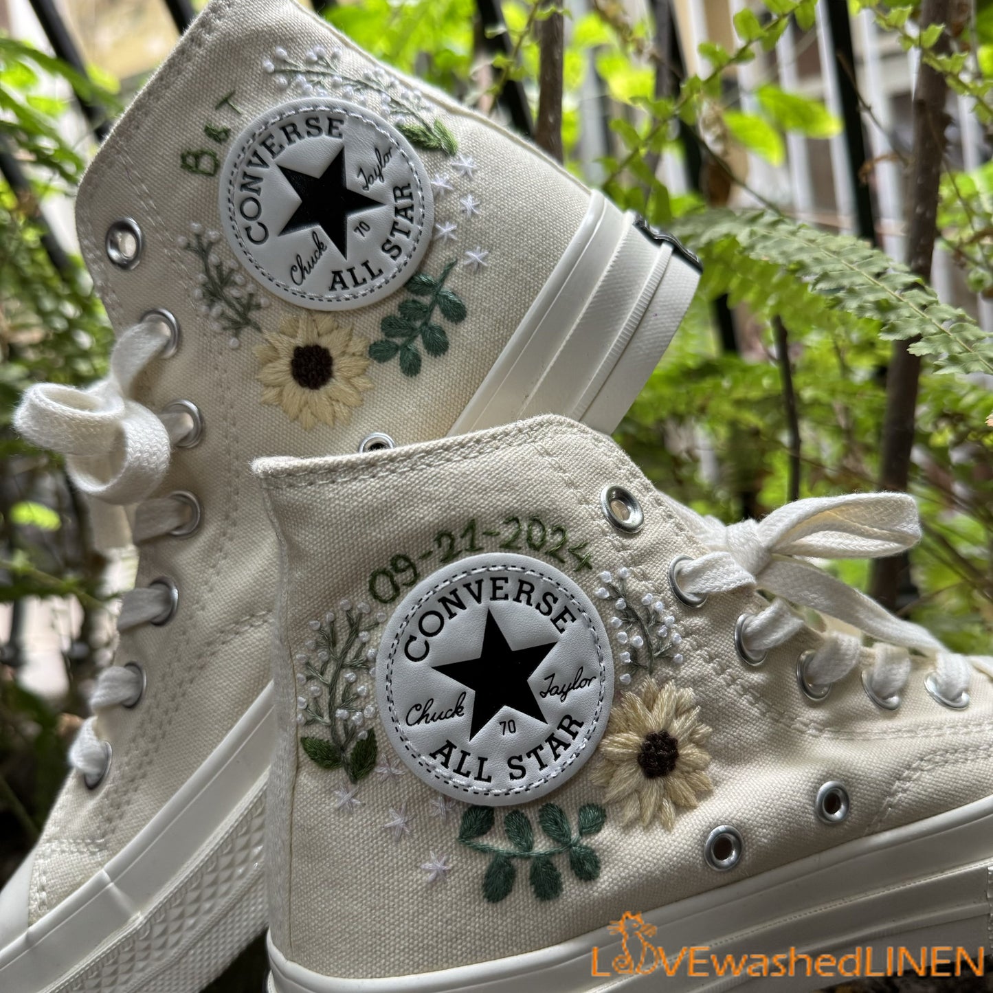 Custom Shoes Taylor 1970s/ Wedding Flowers Embroidered Sneakers/ Bridal Sunflower bouquet embroidered Shoes/ Sunflowers Embroidered Sneakers