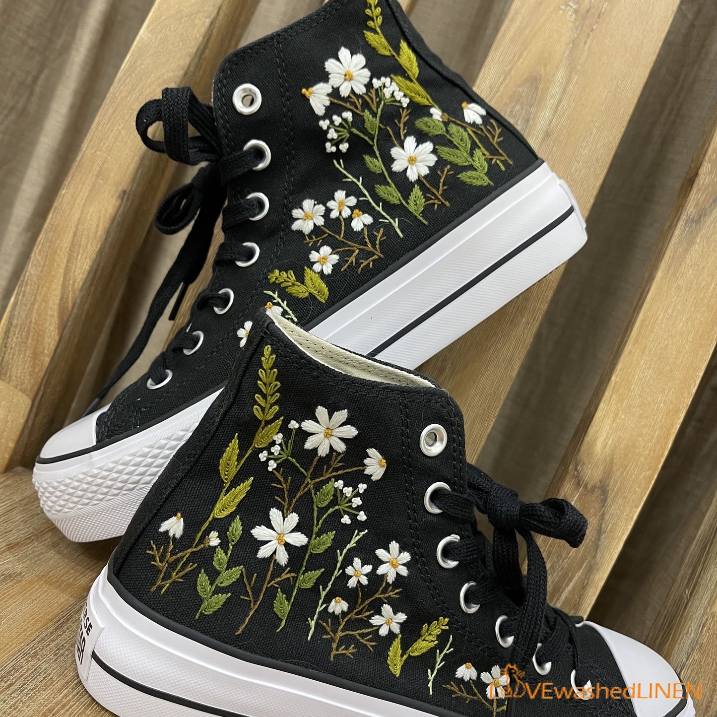 Custom Coverse Chuck Taylor/ Wedding Flowers Embroidered Converse/ Bridal Flowers Embroidered Sneakers Wedding Flowers Embroidered Sneakers/