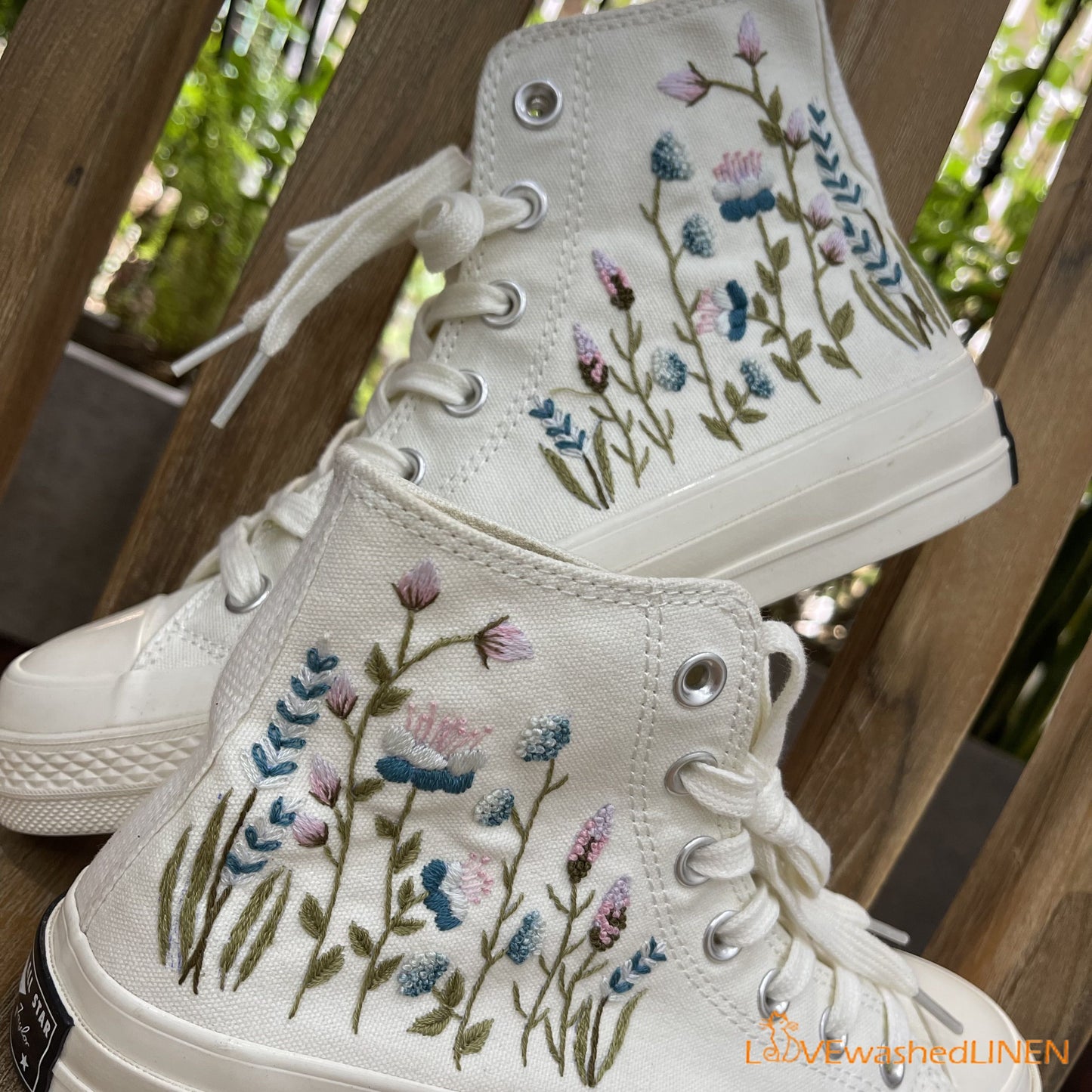 Custom Coverse Chuck Taylor/ Wedding Flowers Embroidered Converse/ Bridal Flowers Embroidered Sneakers Wedding Flowers Embroidered Sneakers/