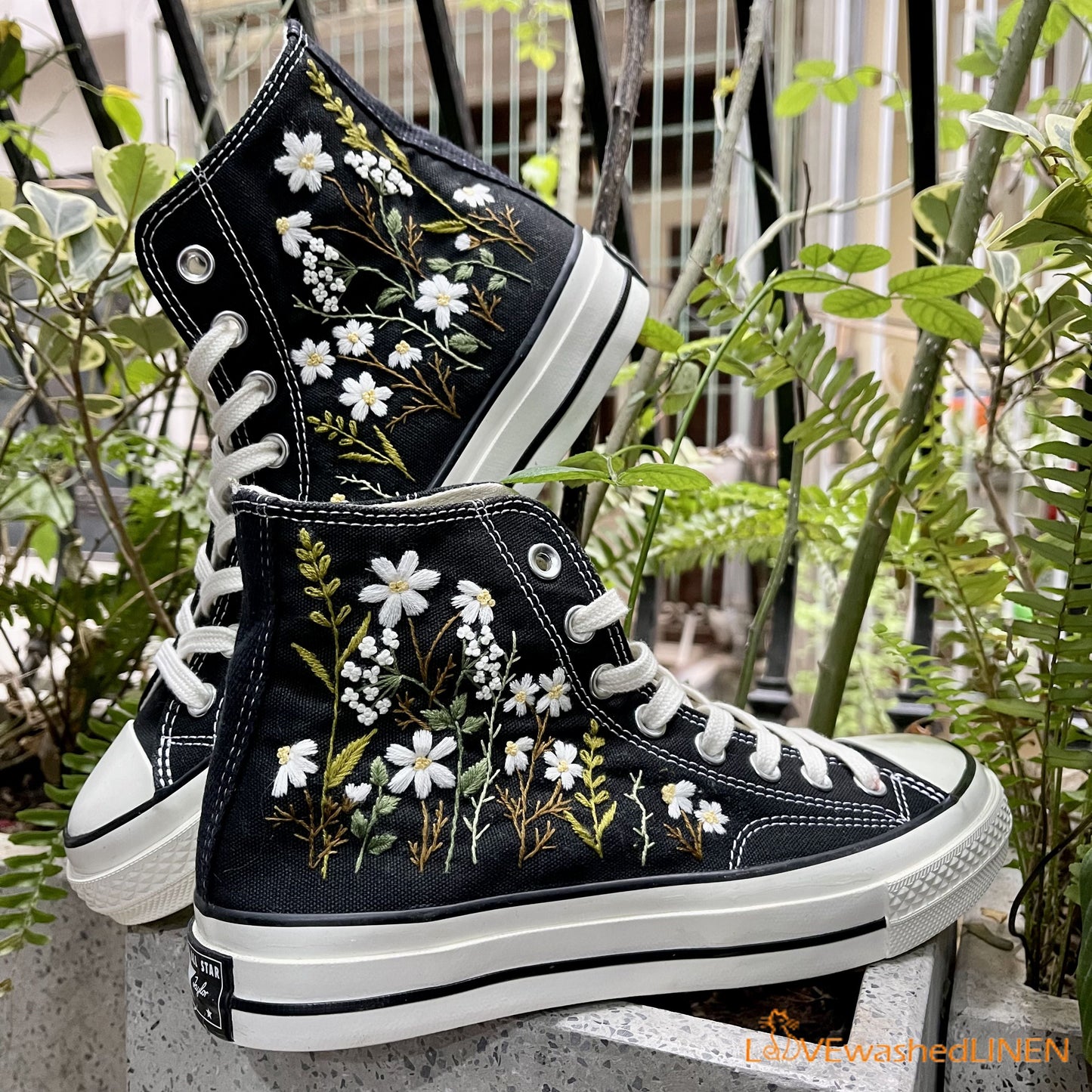 Custom Embroidered Converse High Tops/ Custom Converse Chuck Taylor 1970s Embroidered Daisy Flower/ Wedding sneakers/ Wedding Gift