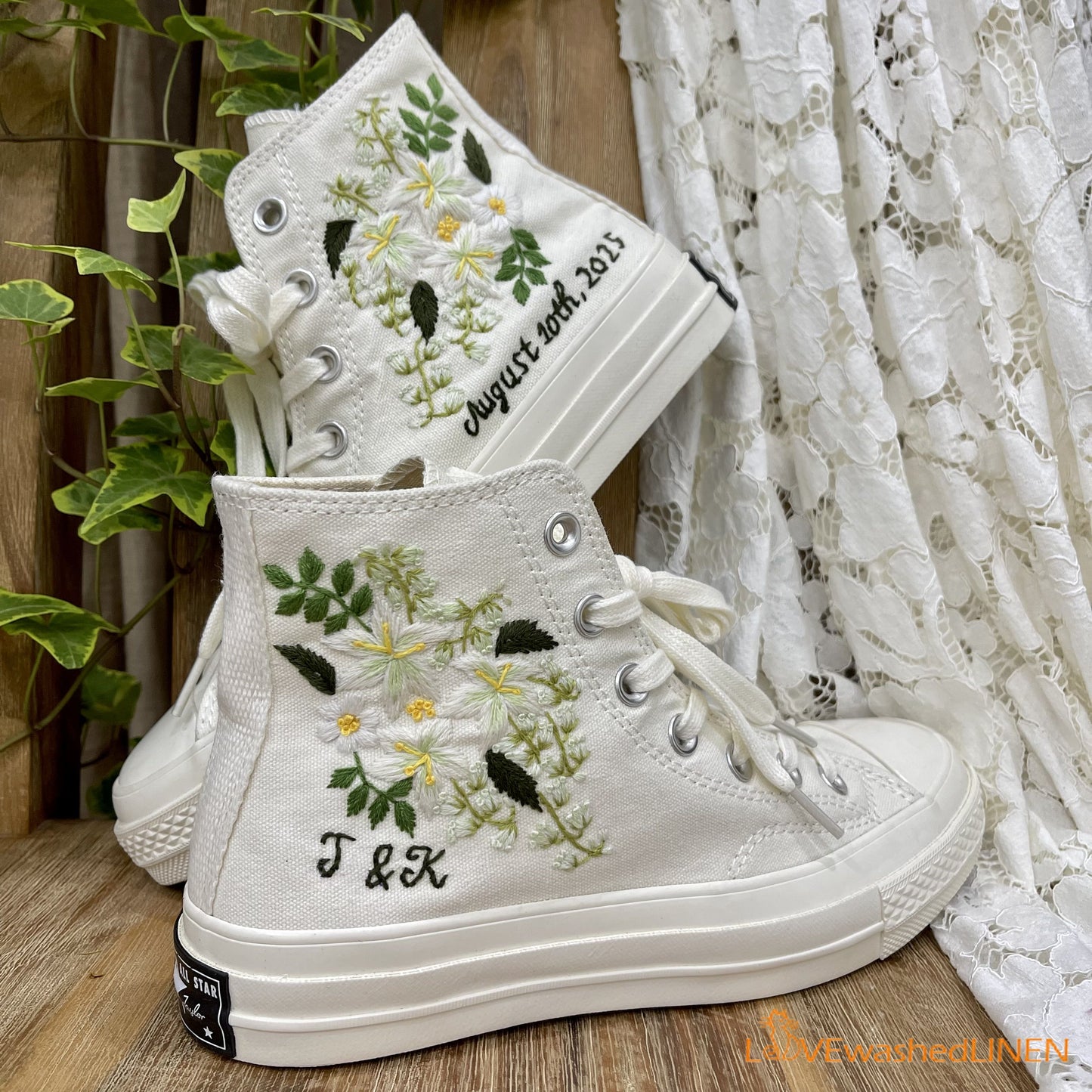 Custom Coverse Chuck Taylor/ Wedding Flowers Embroidered Converse/ Bridal Flowers Embroidered Sneakers Wedding Flowers Embroidered Sneakers/