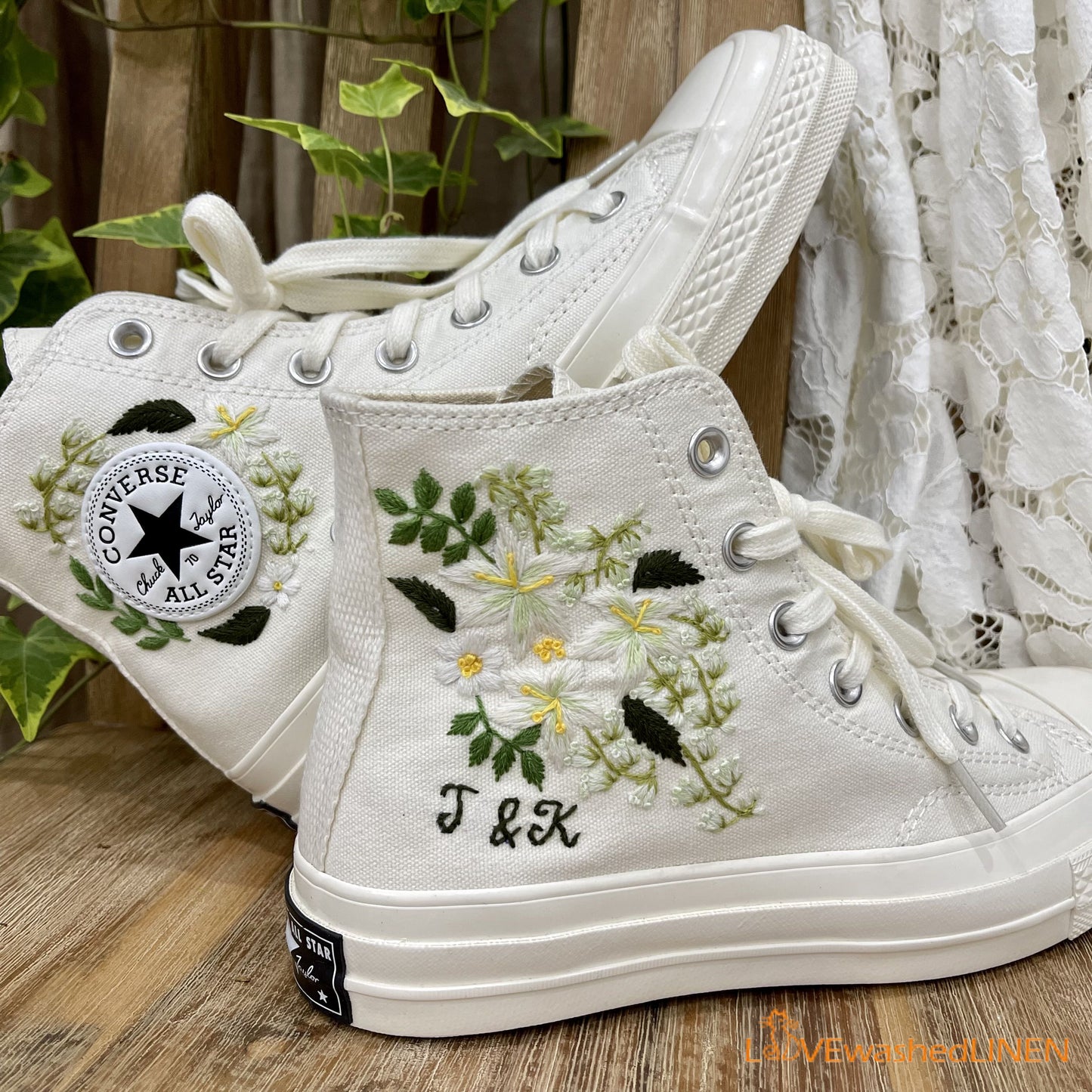 Custom Coverse Chuck Taylor/ Wedding Flowers Embroidered Converse/ Bridal Flowers Embroidered Sneakers Wedding Flowers Embroidered Sneakers/