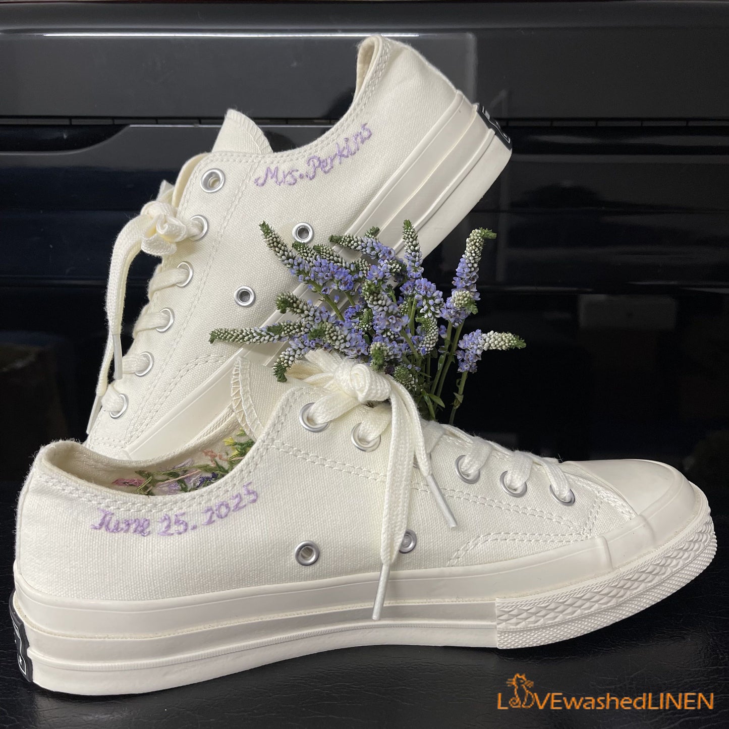 3 D Hand Embroidery Coverse Chuck Taylor/ Wedding Flowers Embroidered Converse/ Bridal Flowers Embroidered Sneakers Wedding Flowers