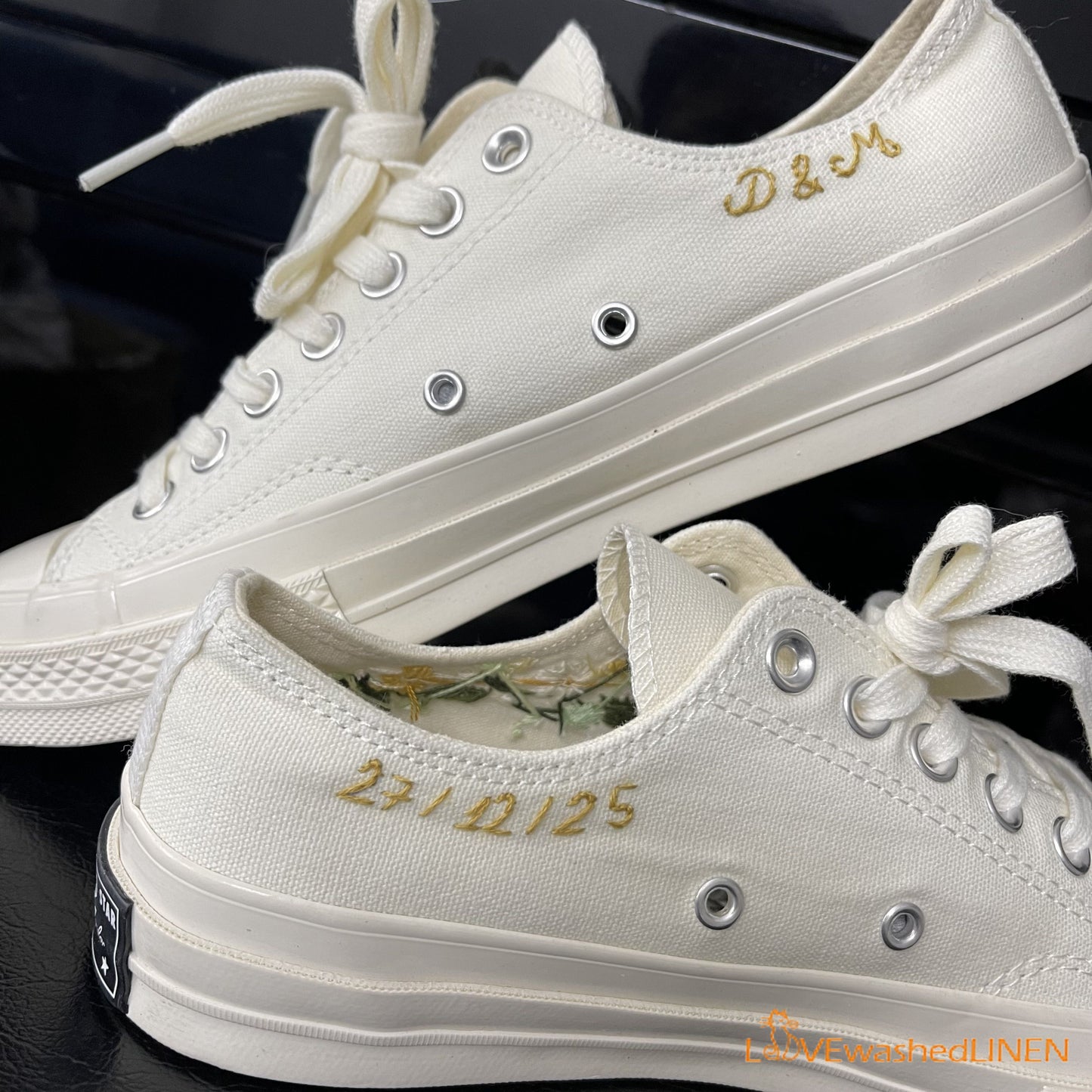 Custom Coverse Chuck Taylor/ Wedding Flowers Embroidered Converse/ Bridal Flowers Embroidered Sneakers Wedding Flowers Embroidered Sneakers/