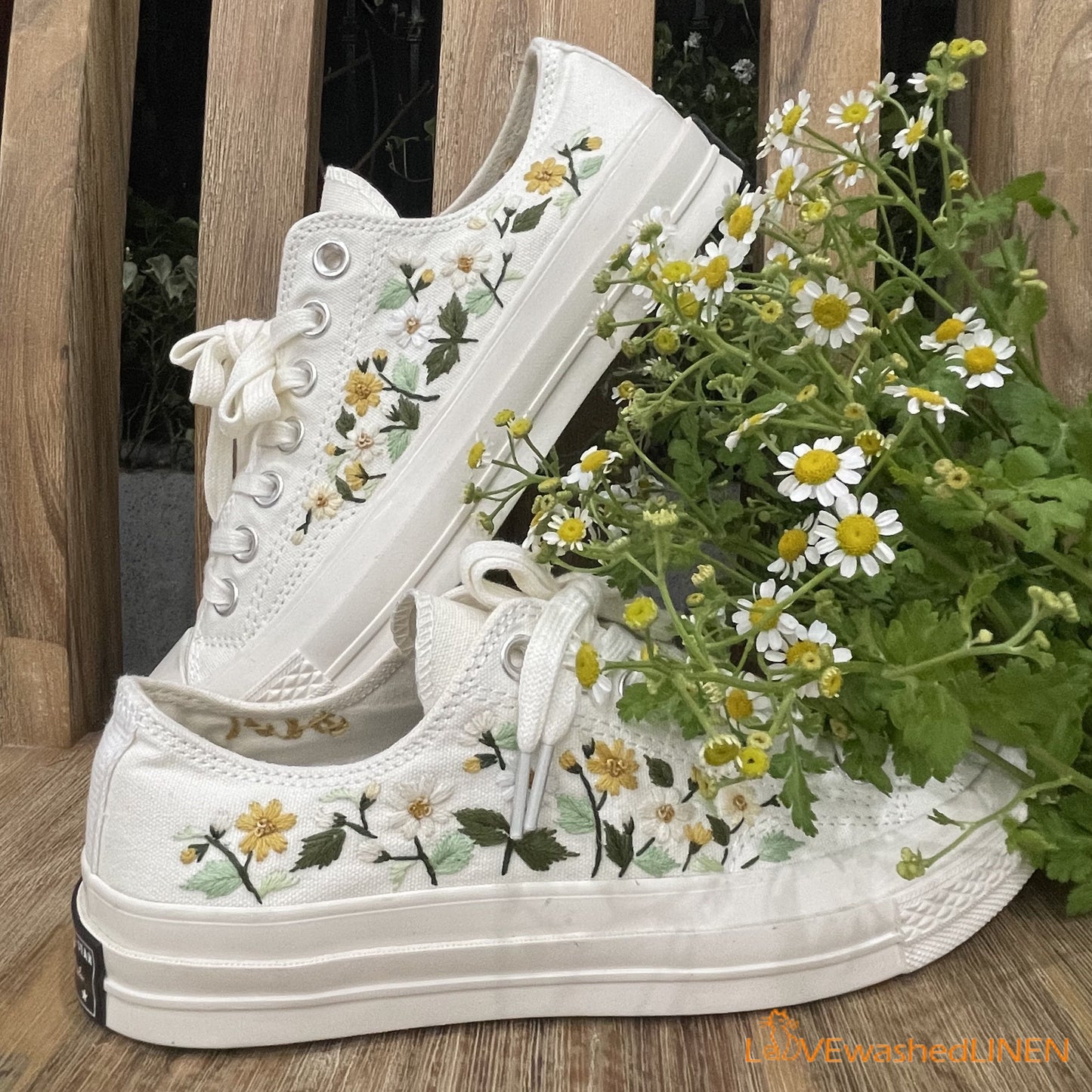 Custom Coverse Chuck Taylor/ Wedding Flowers Embroidered Converse/ Bridal Flowers Embroidered Sneakers Wedding Flowers Embroidered Sneakers/