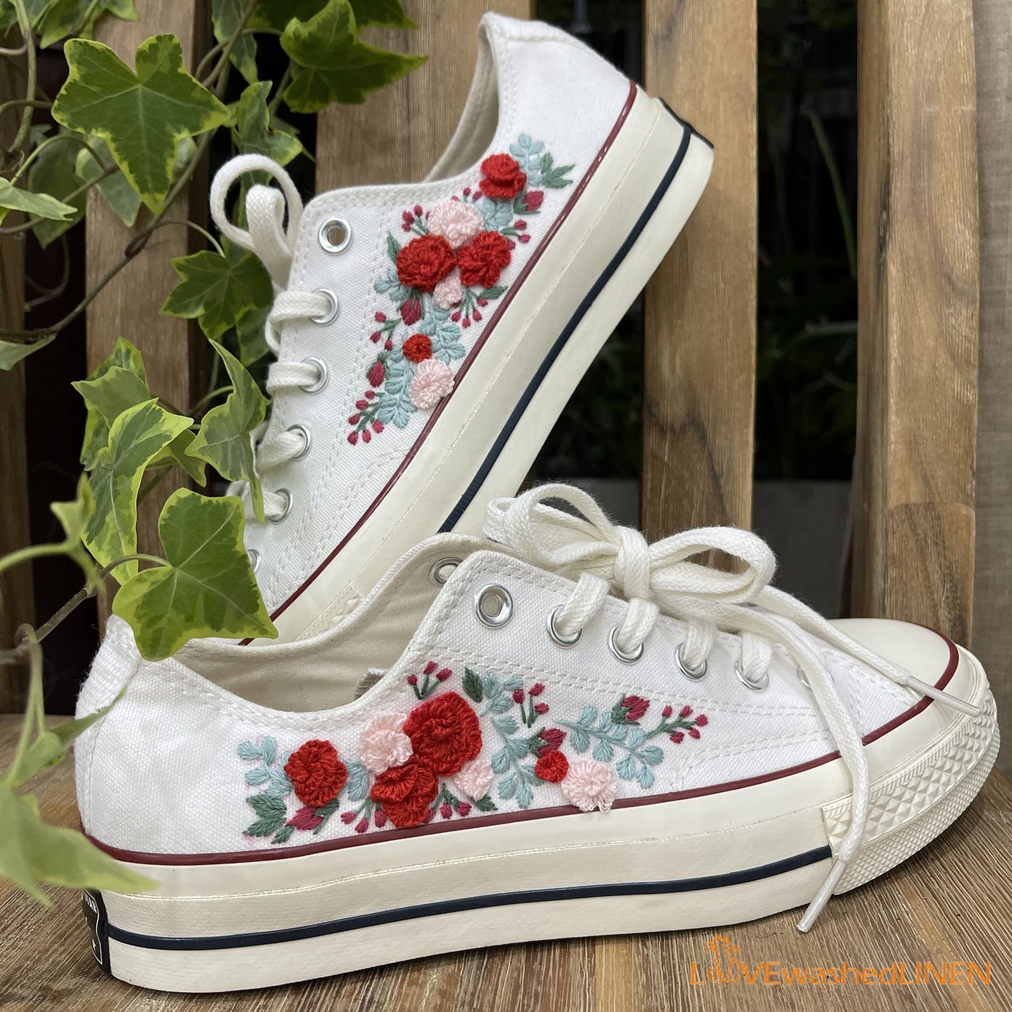 Custom Converse Chuck Taylor Embroidered / Wedding Flowers Embroidered Converse Low Tops /Bridal Flowers Embroidered Sneakers