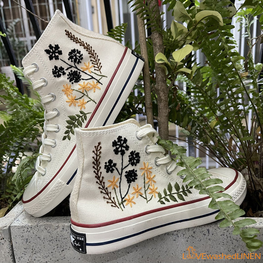 Custom Embroidered Dandelion Converse High Tops Chuck Taylor 1970s/ Custom Converse Chuck Taylor Embroidered Dandelion Sneakers