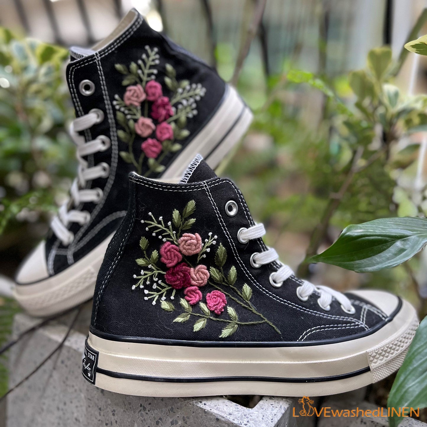 Custom Converse Chuck Taylor Embroidered Jolie Roses Flower/ Embroidered Converse Custom Wedding / Wedding Sneakers