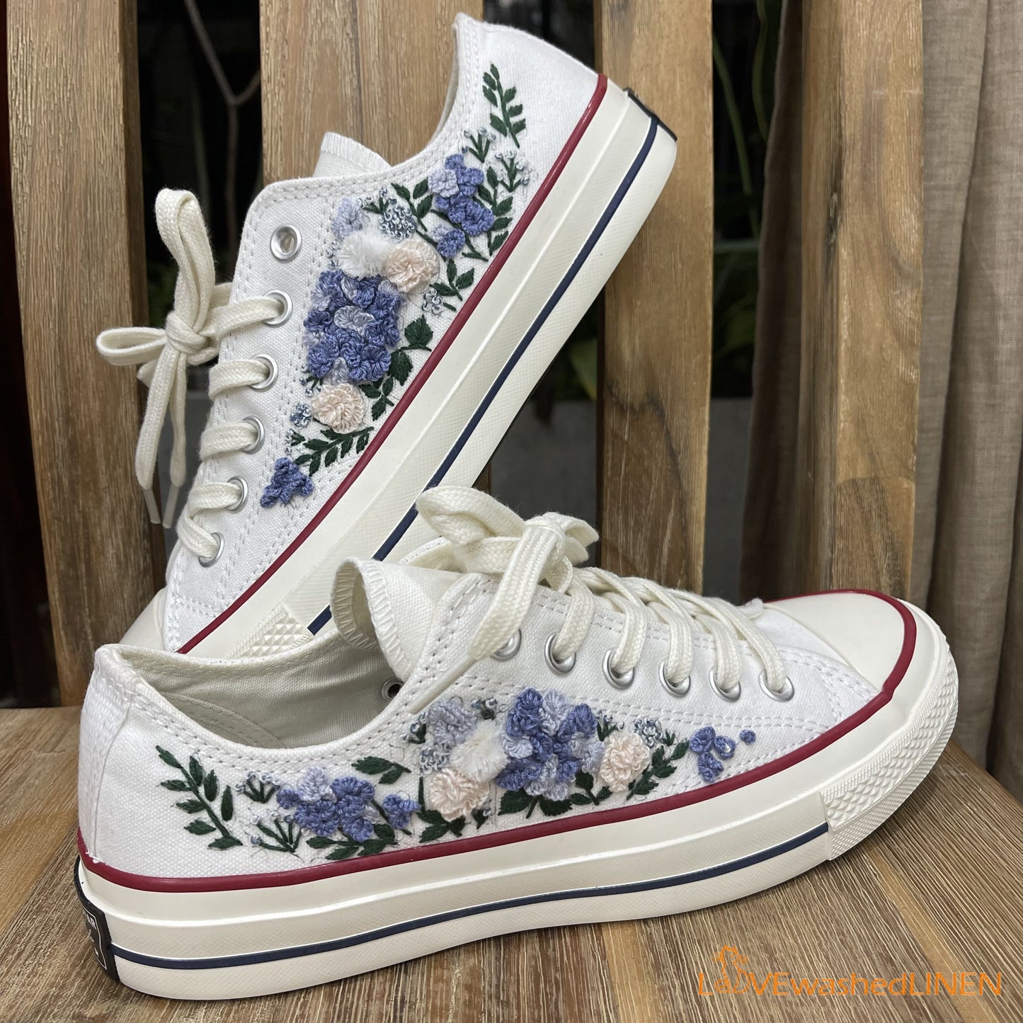 Custom Converse Chuck Taylor Embroidered / Wedding Flowers Embroidered Converse Low Tops /Bridal Flowers Embroidered Sneakers