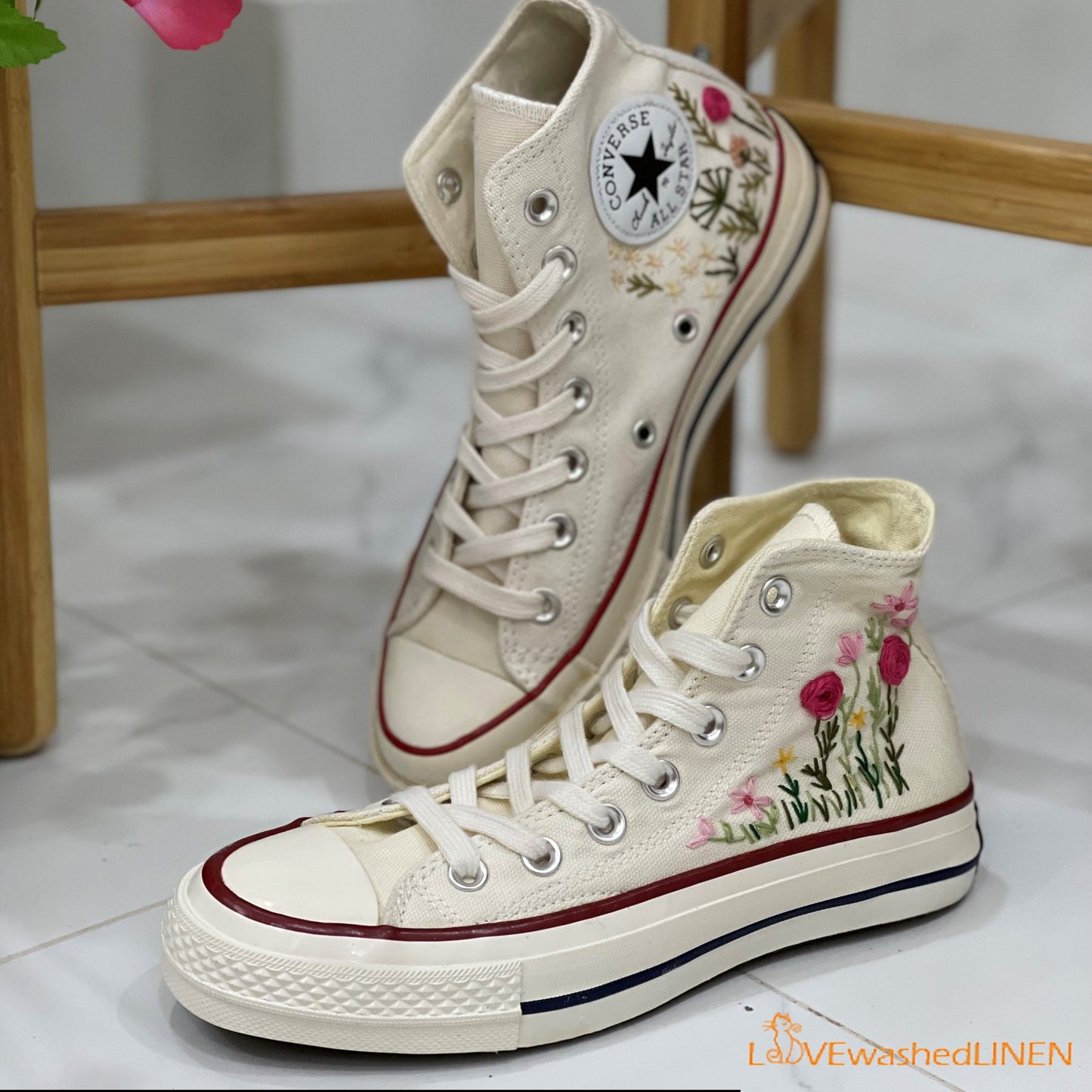 Custom Embroidered Converse High Tops Chuck Taylor 1970s/ Custom Converse Chuck Taylor Embroidered Minie Flower