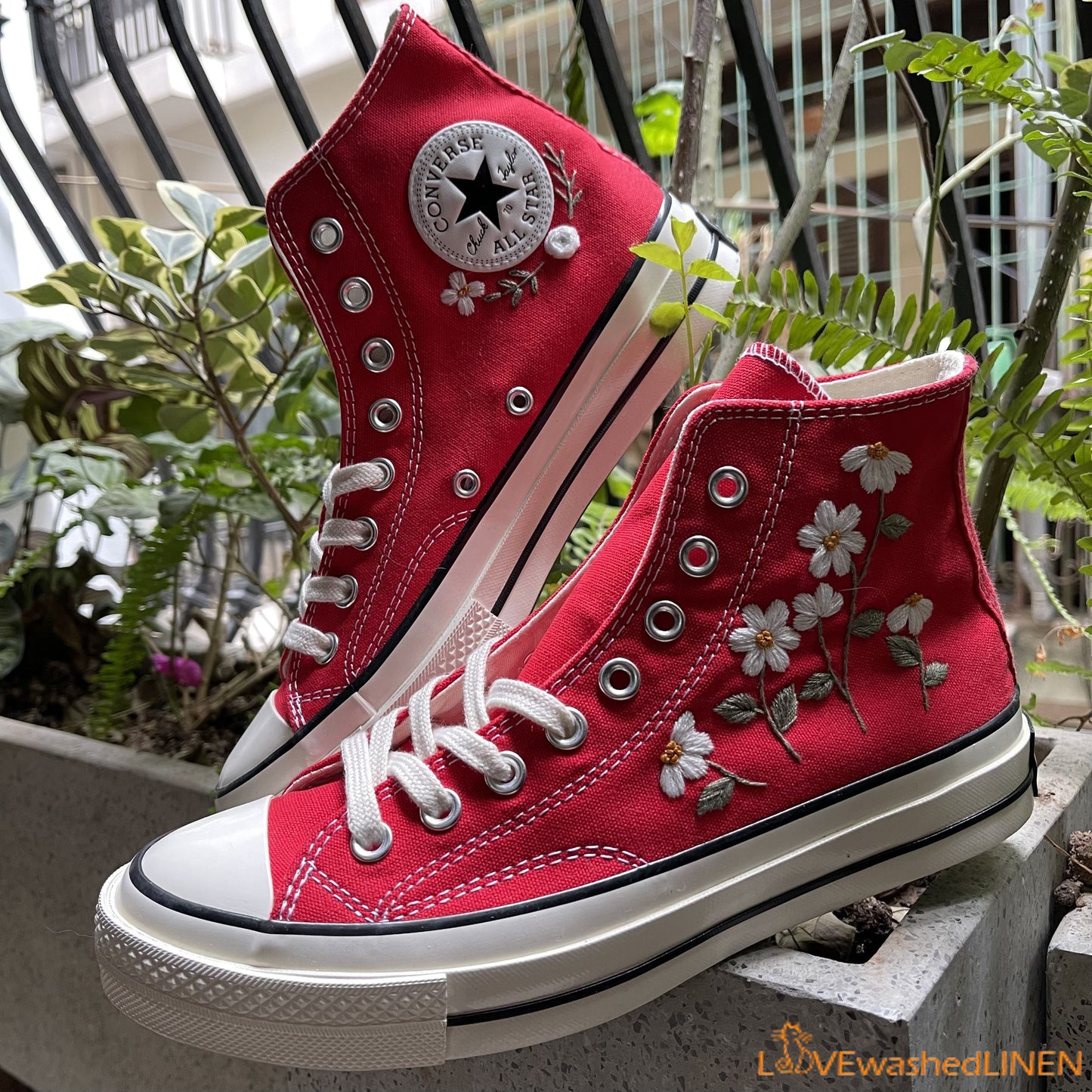 Custom Embroidered Converse High Tops/ Custom Converse Chuck Taylor 1970s Embroidered Daisy Flower/ Wedding sneakers/ Wedding Gift