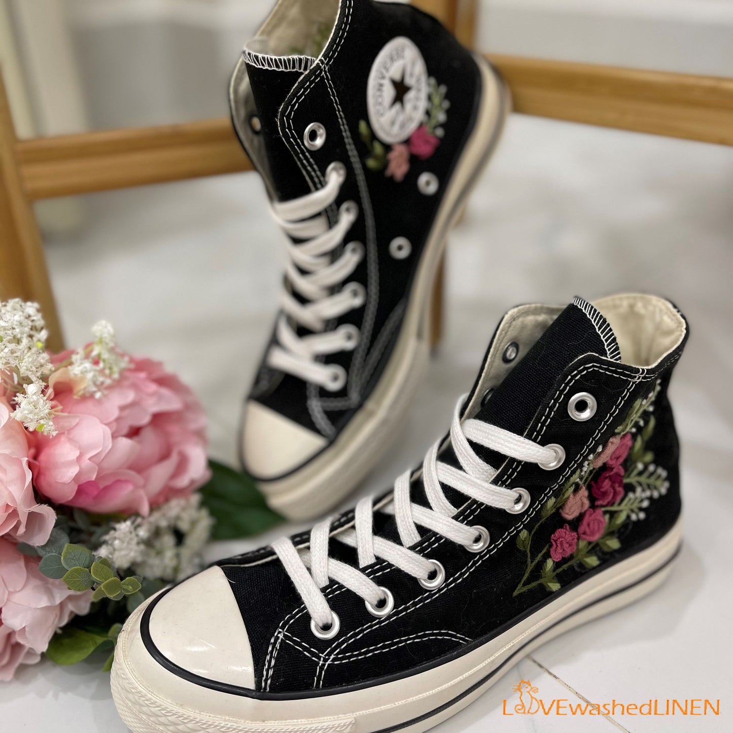 Custom Converse Chuck Taylor Embroidered Jolie Roses Flower/ Embroidered Converse Custom Wedding / Wedding Sneakers