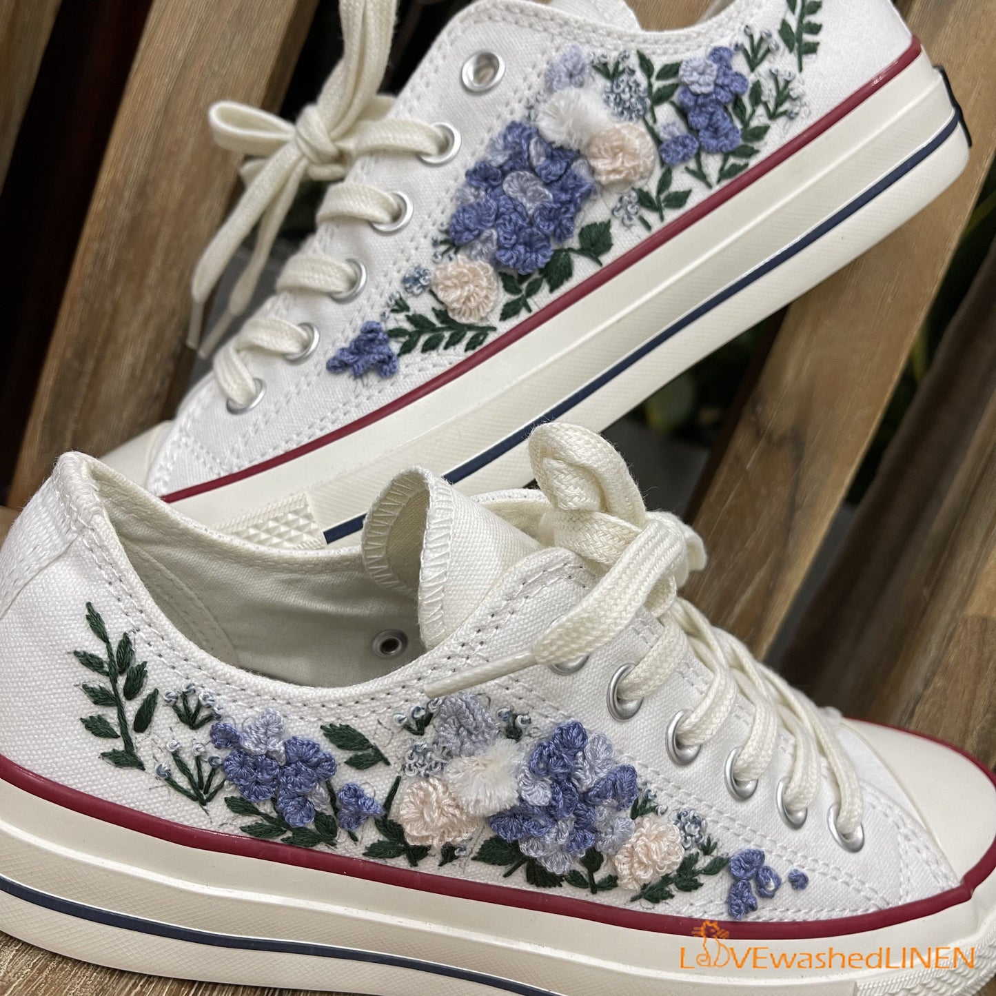 Custom Converse Chuck Taylor Embroidered / Wedding Flowers Embroidered Converse Low Tops /Bridal Flowers Embroidered Sneakers