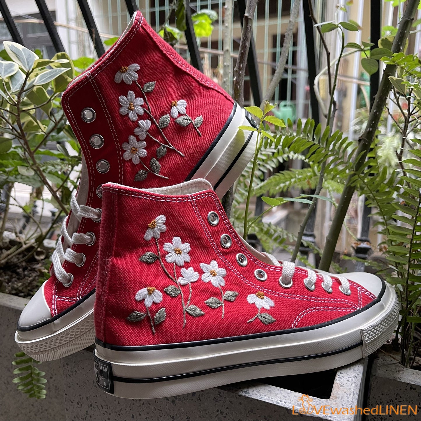 Custom Embroidered Converse High Tops/ Custom Converse Chuck Taylor 1970s Embroidered Daisy Flower/ Wedding sneakers/ Wedding Gift