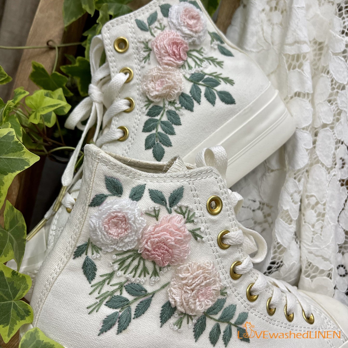 Custom Coverse Platform/Wedding Flowers Embroidered Converse/Bridal Flowers Embroidered Sneakers/Wedding English Roses Embroidered Sneakers