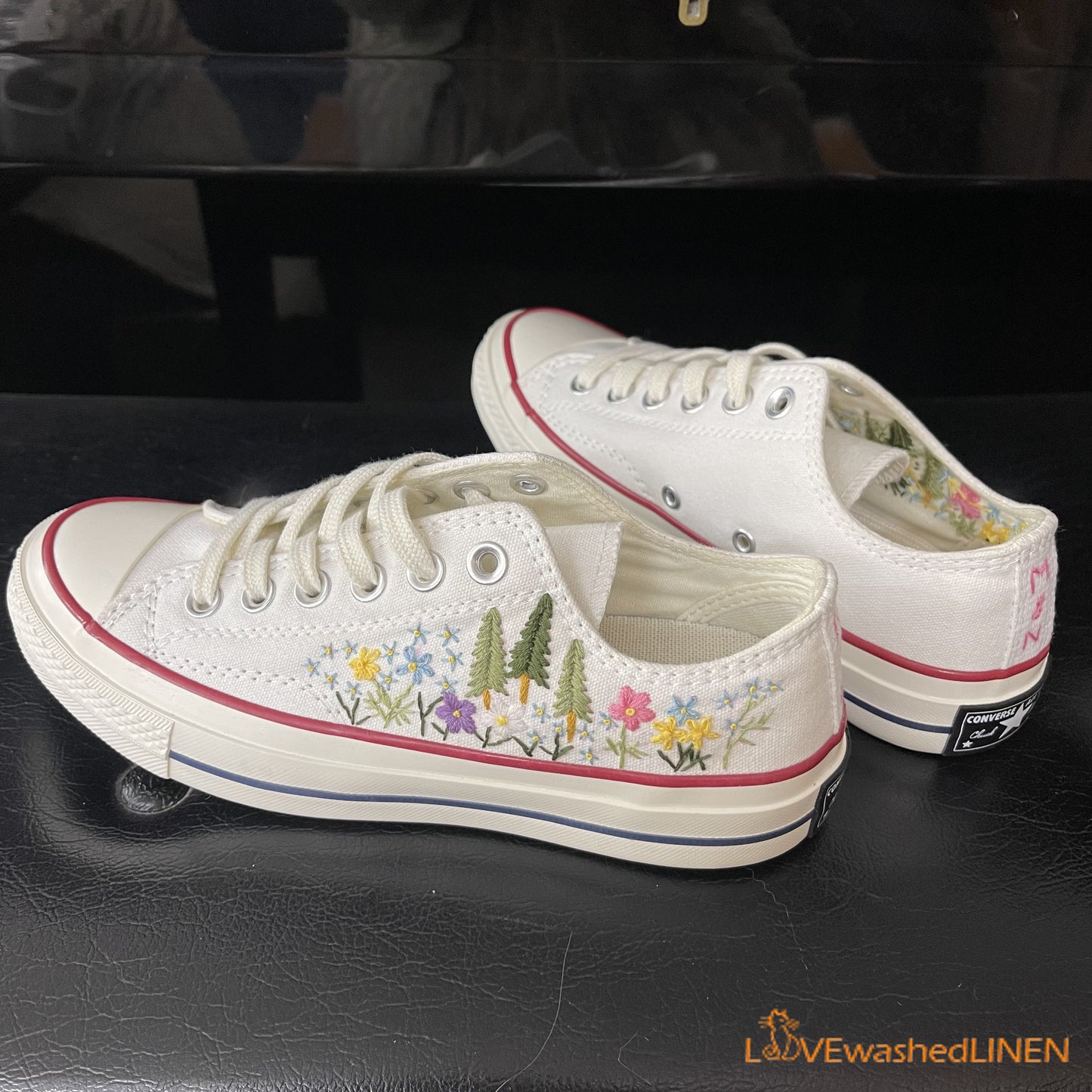 Custom Converse Chuck Taylor Embroidered / Wedding Flowers Embroidered Converse Low Tops / Wedding Roses Embroidered Sneakers