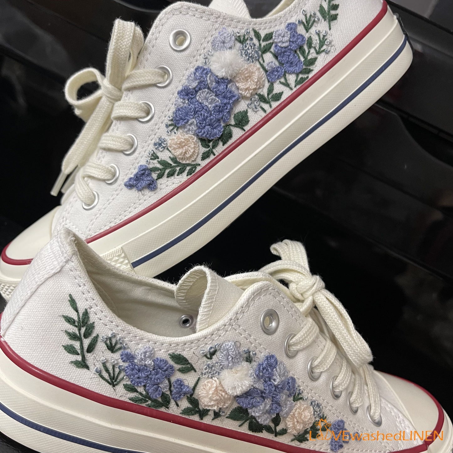 Custom Converse Chuck Taylor Embroidered / Wedding Flowers Embroidered Converse Low Tops /Bridal Flowers Embroidered Sneakers