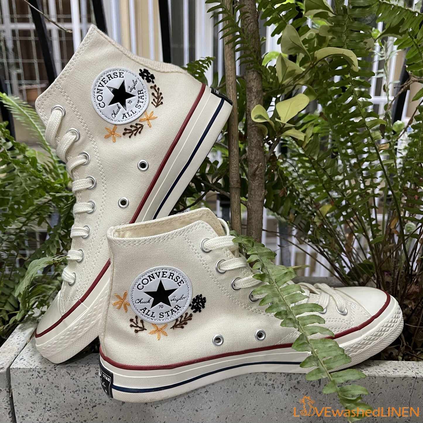 Custom Embroidered Dandelion Converse High Tops Chuck Taylor 1970s/ Custom Converse Chuck Taylor Embroidered Dandelion Sneakers