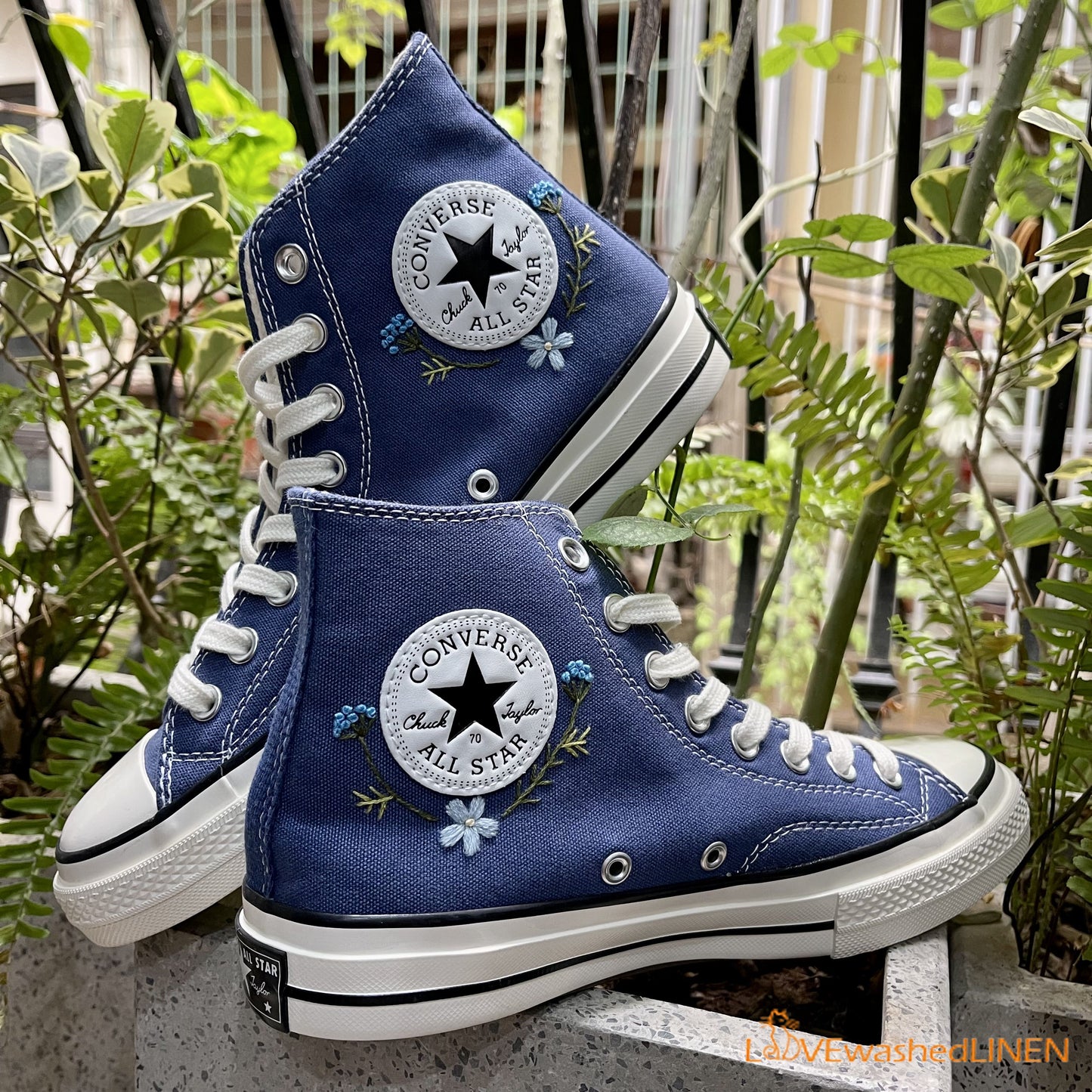 Custom Converse Chuck Taylor/ Garden Flowers Embroidered Convesre/Wedding Flowers Embroidered Sneakers/Bridal Flowers Embroidered Convesr