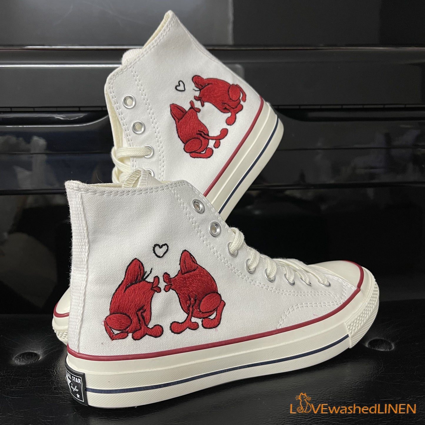 Custom Converse Chuck Taylor/ Frogs Embroidered Converse Shoes/ Frogs Embroidered Sneaker/ Wedding Lovers Frog Embroidered Shoes