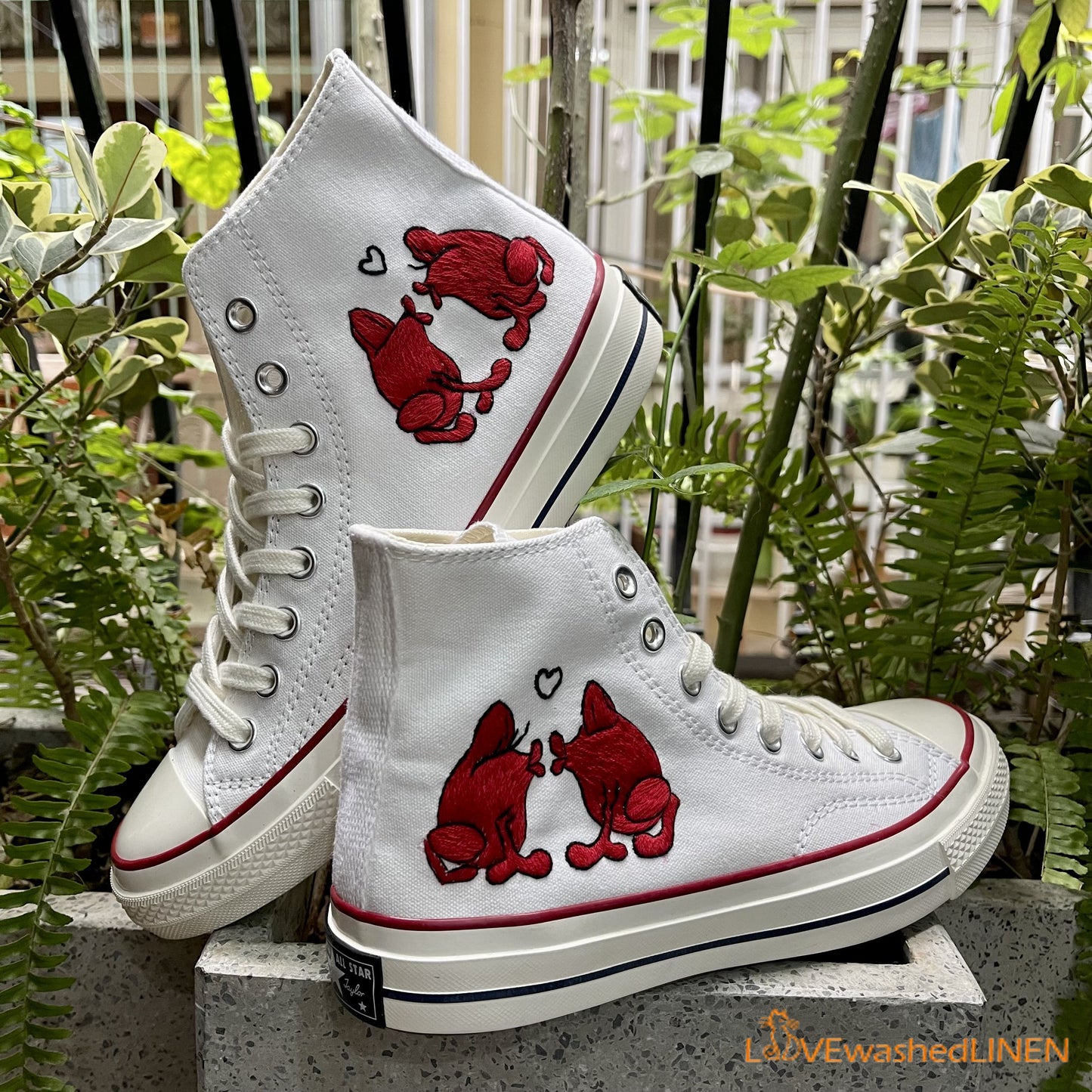 Custom Converse Chuck Taylor/ Frogs Embroidered Converse Shoes/ Frogs Embroidered Sneaker/ Wedding Lovers Frog Embroidered Shoes